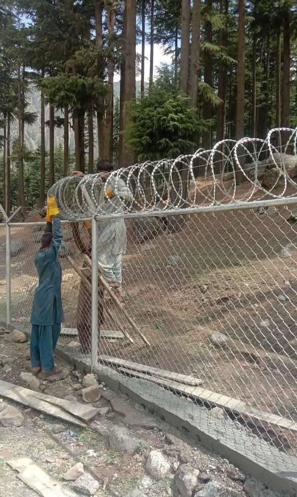 Kalam / Swat hill-area chain link with razor wire main project photo
