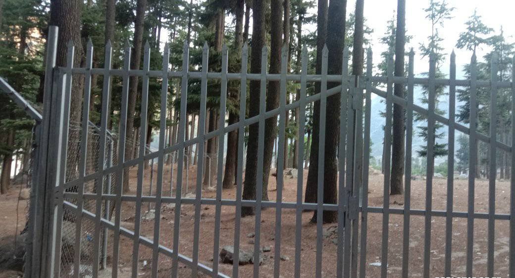 Talhar Margalla Hills farmhouse fencing supporting photo